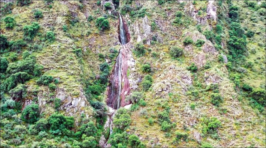 cascada antabamba